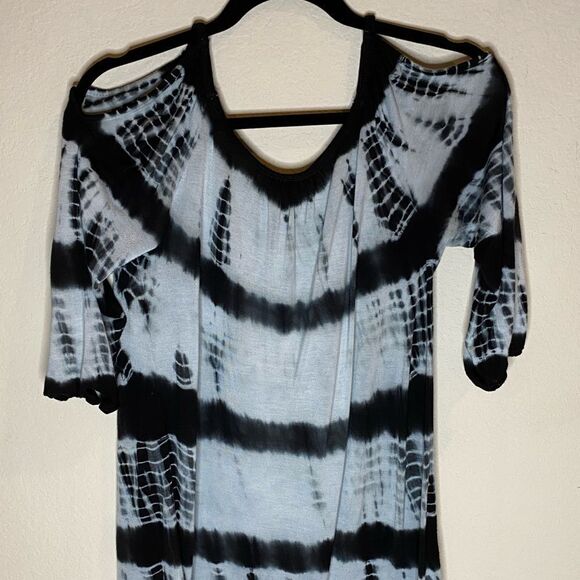 Raviya Tie Dye Blue, Black & White Cold-Shoulder Top - Picture 3 of 4